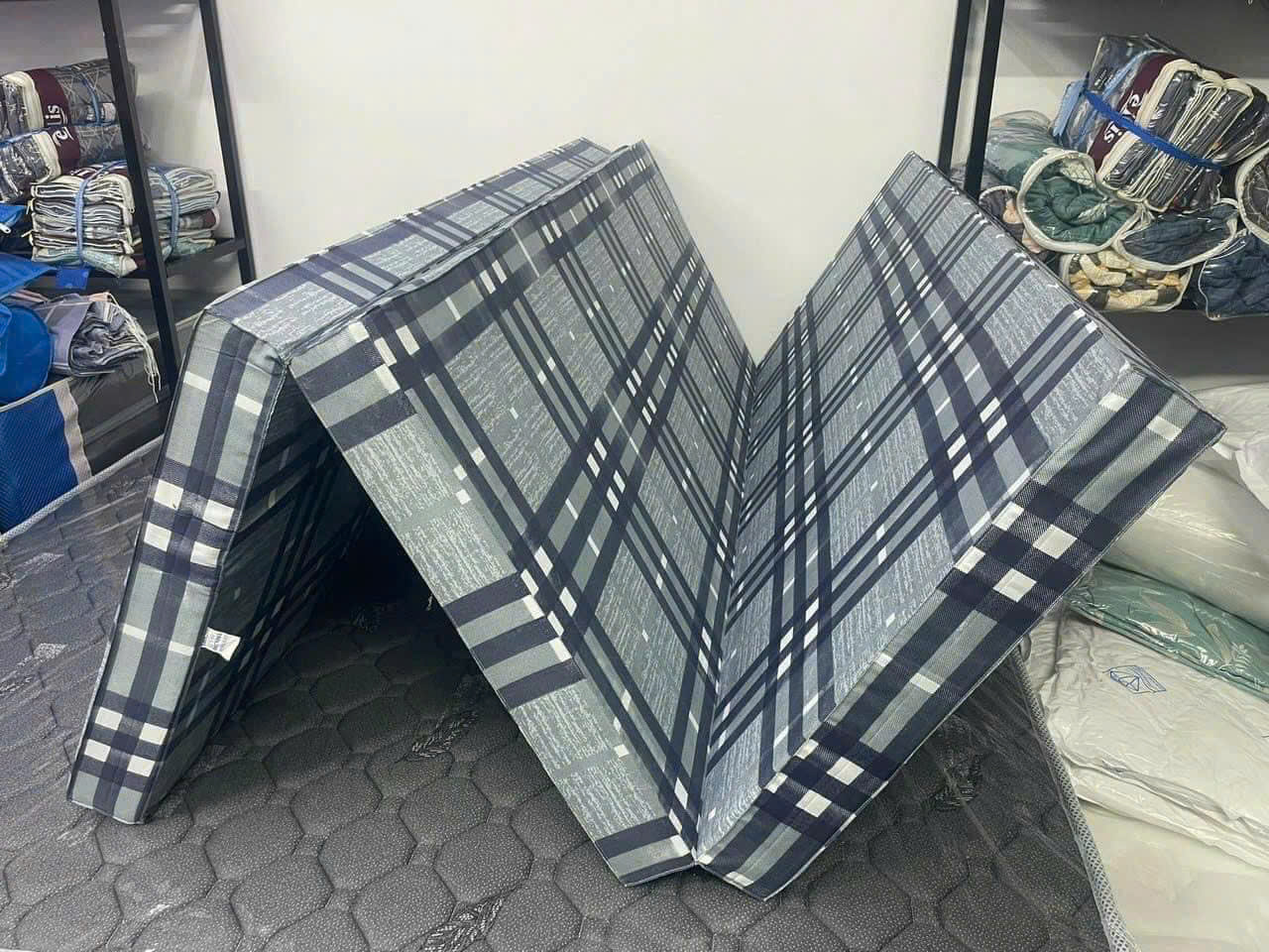 Đệm bông ép Singapore vỏ Cotton mềm mịn