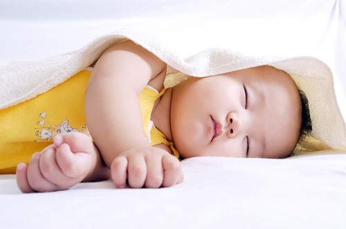 Hạn chế những giấc ngủ kéo dài vào ban ngày của trẻ